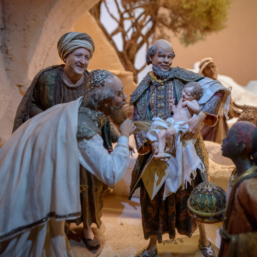 La Cueva - Recreación de la visita de los Reyes Magos a la Sagrada Familia (escenografía: Antonio Bernal; figuras: Angela Tripi)